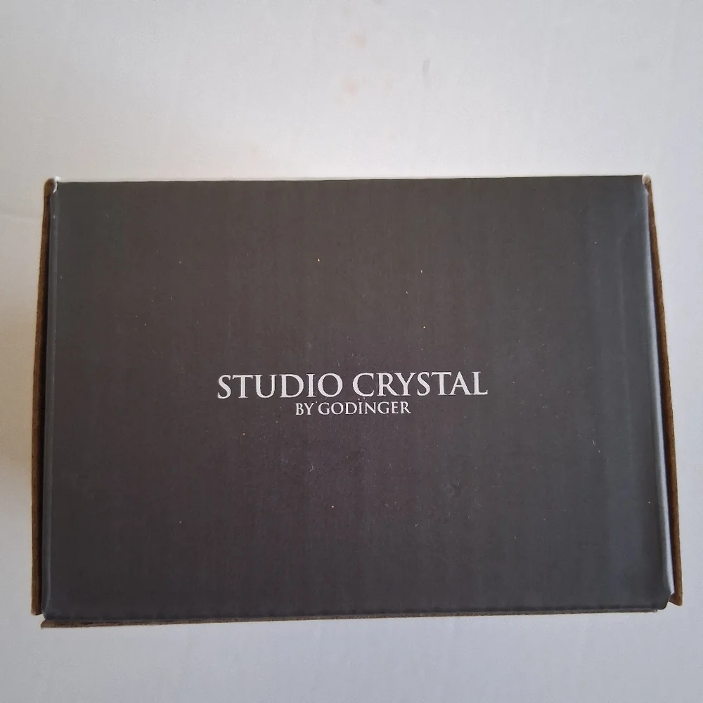 NEW Studio Crystal Ring Holder Stand NIB